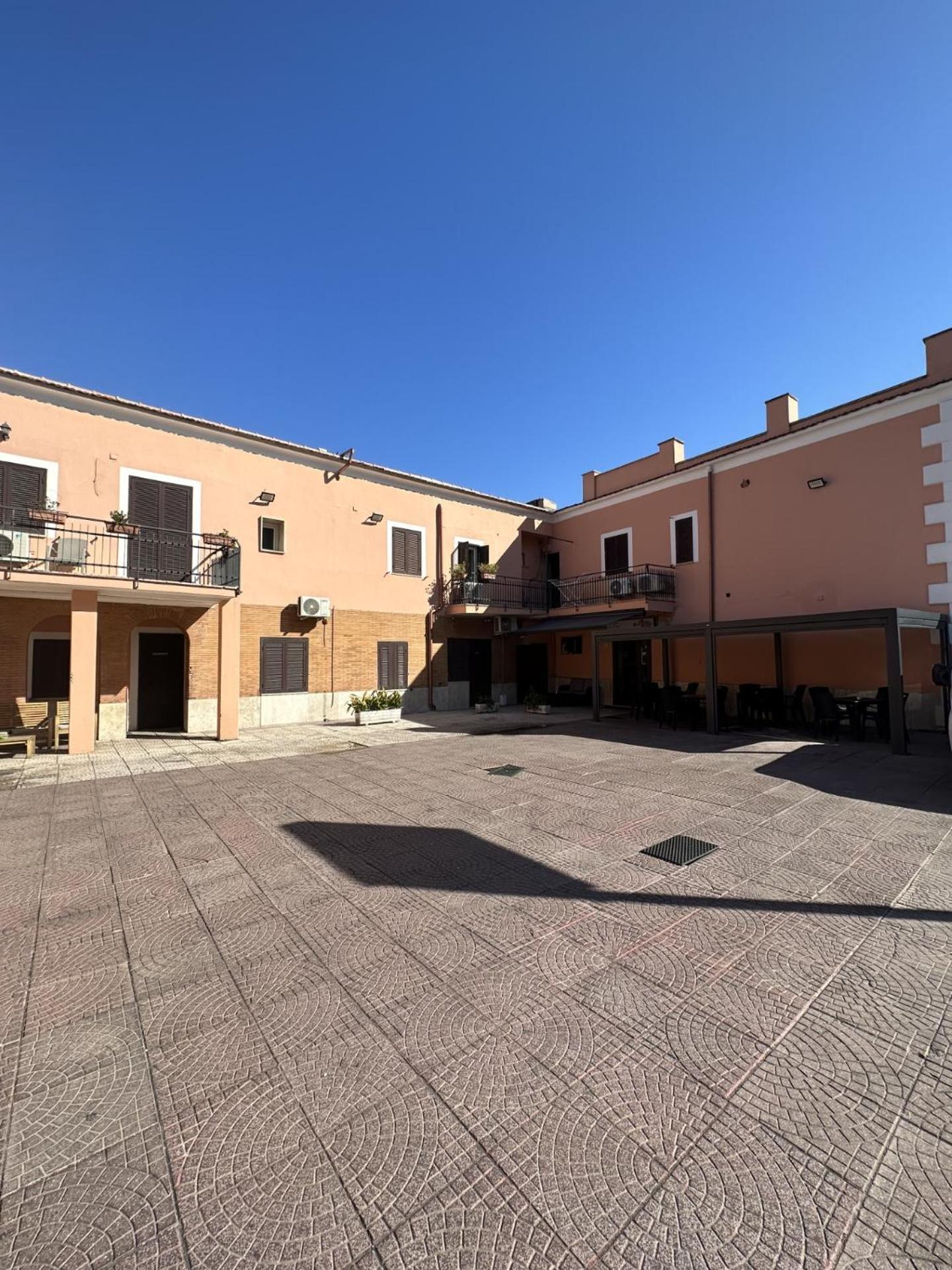 Hotel Le Rose Tivoli Terme Exterior photo
